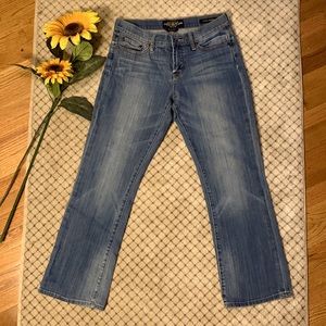 Lucky brand jeans wide leg easy riders size 28, or size 6